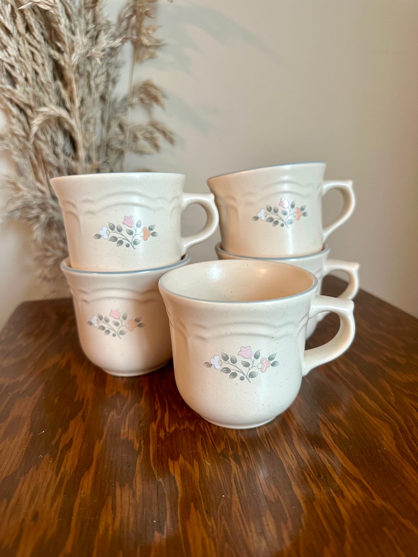 Vintage Remembrance Mug Set